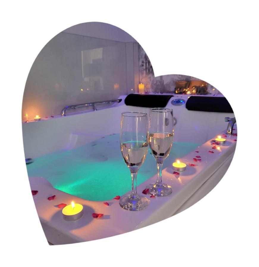 Vip Apartment For Lovers In צ'יסינאו מראה חיצוני תמונה
