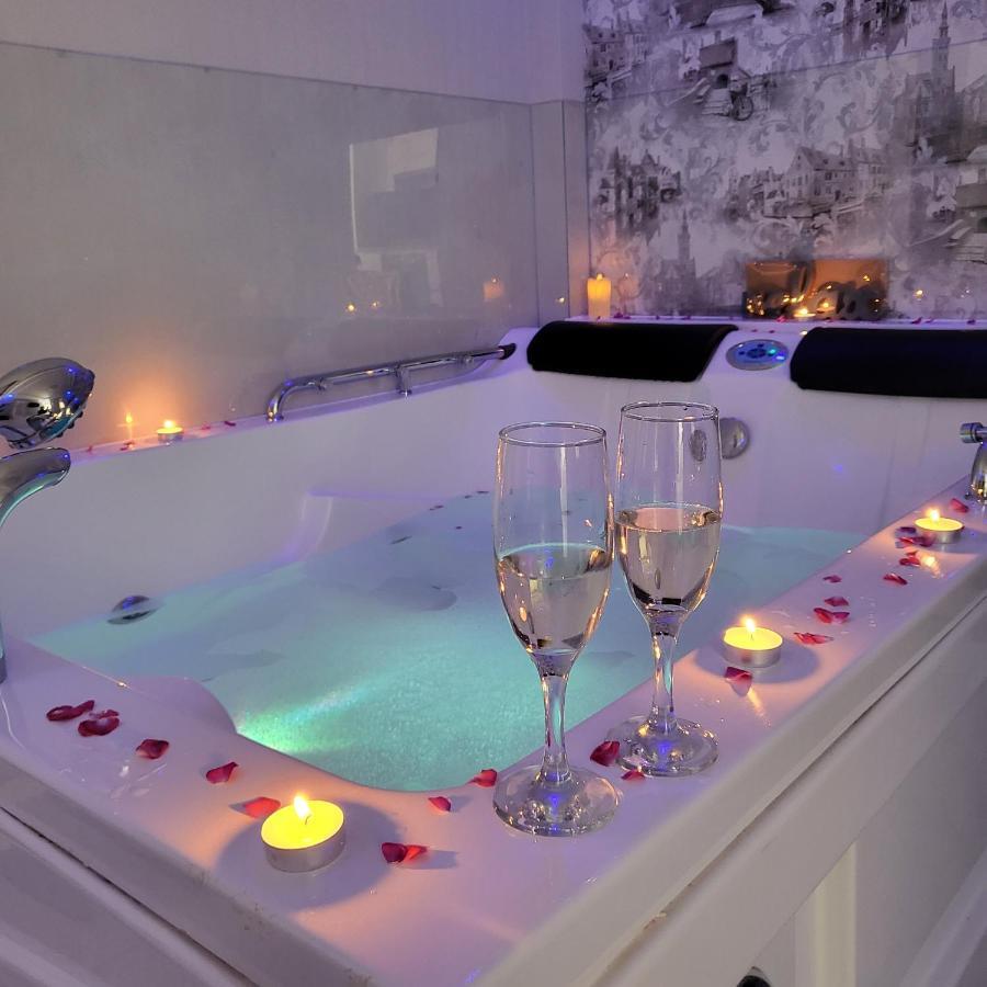 Vip Apartment For Lovers In צ'יסינאו מראה חיצוני תמונה