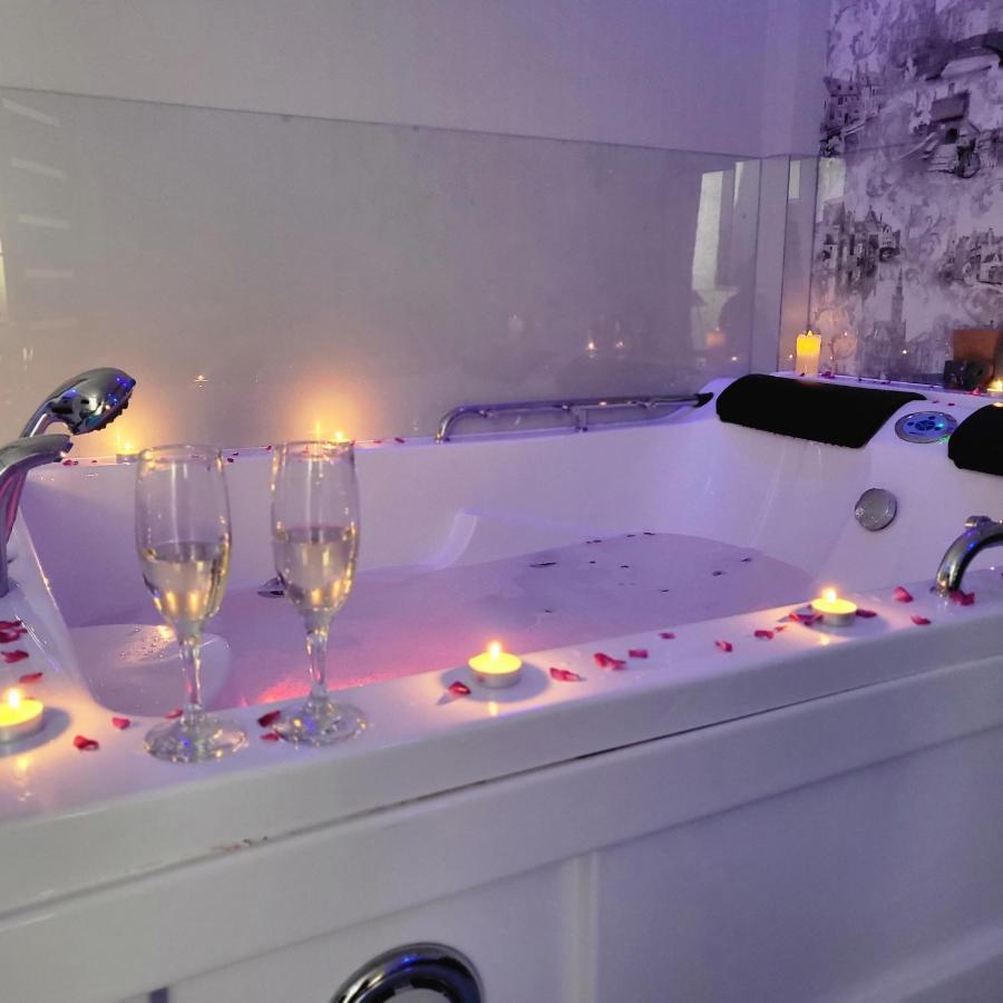 Vip Apartment For Lovers In צ'יסינאו מראה חיצוני תמונה